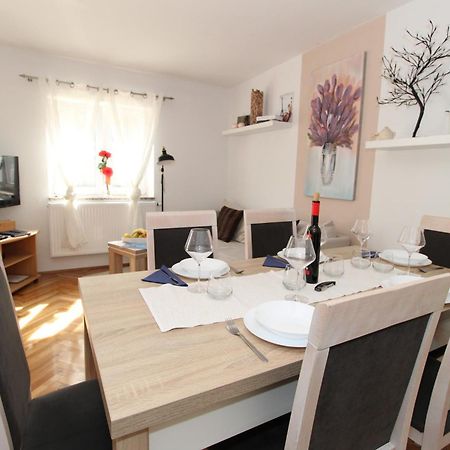 Apartmani Palma โนวาลยา ภายนอก รูปภาพ