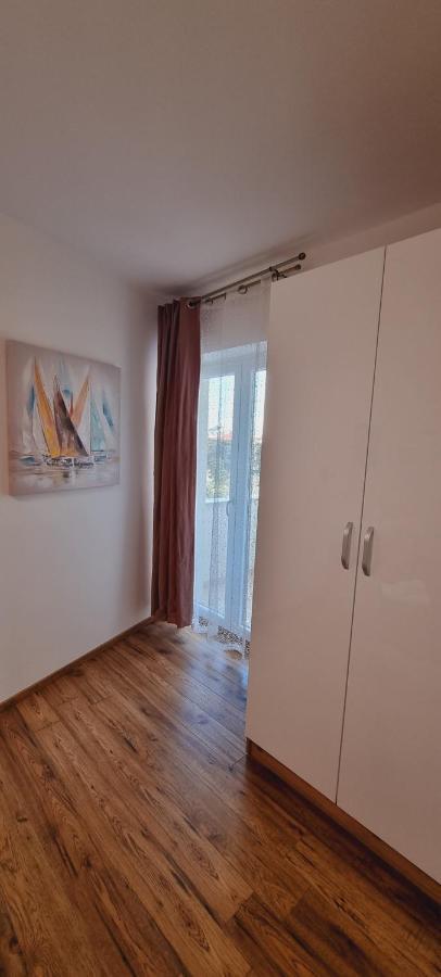 Apartmani Palma โนวาลยา ภายนอก รูปภาพ
