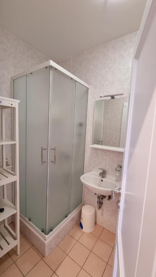 Apartmani Palma โนวาลยา ภายนอก รูปภาพ