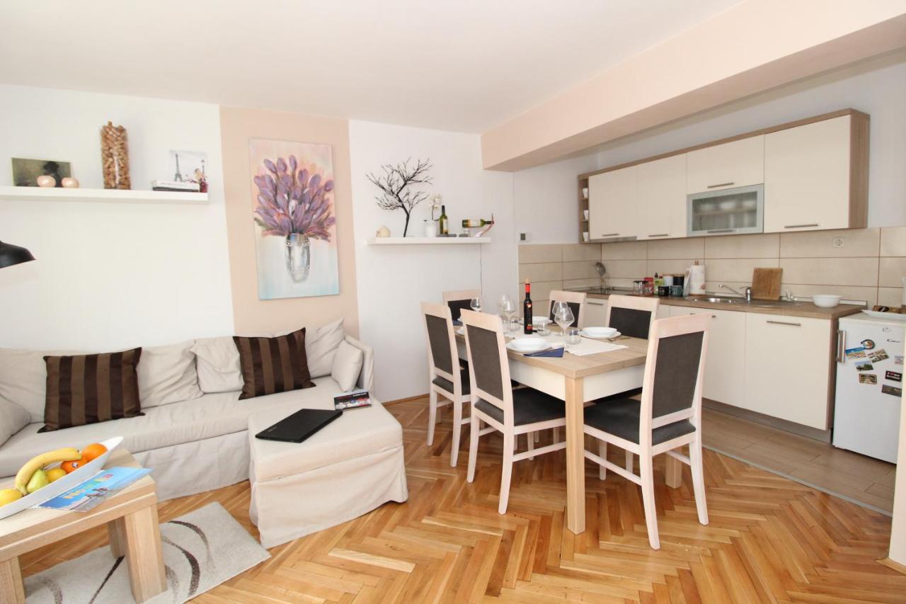 Apartmani Palma โนวาลยา ภายนอก รูปภาพ