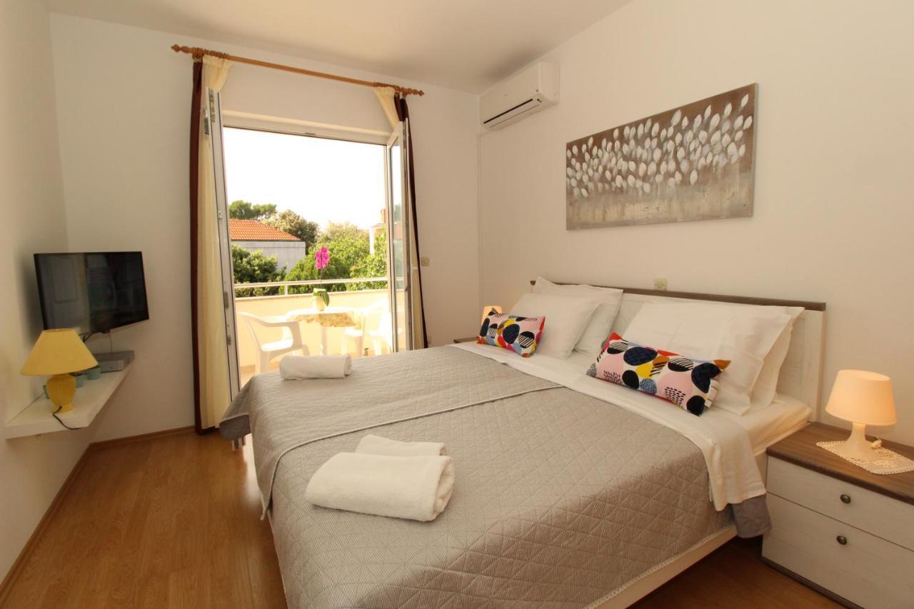 Apartmani Palma โนวาลยา ภายนอก รูปภาพ
