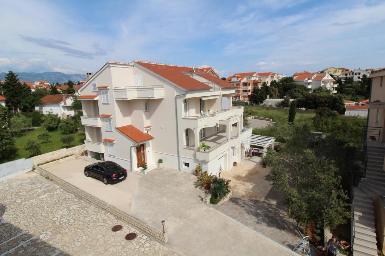 Apartmani Palma โนวาลยา ภายนอก รูปภาพ