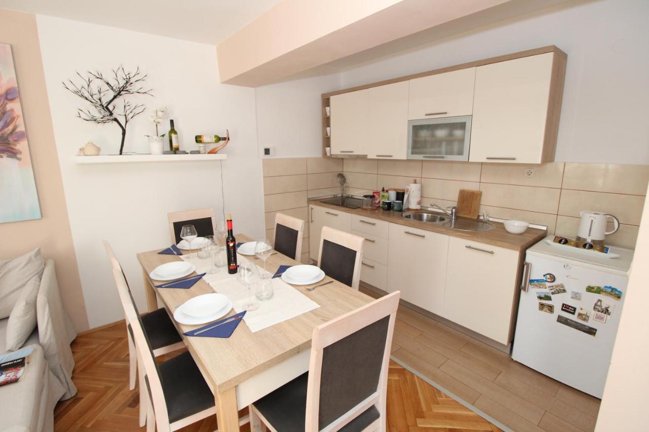 Apartmani Palma โนวาลยา ภายนอก รูปภาพ