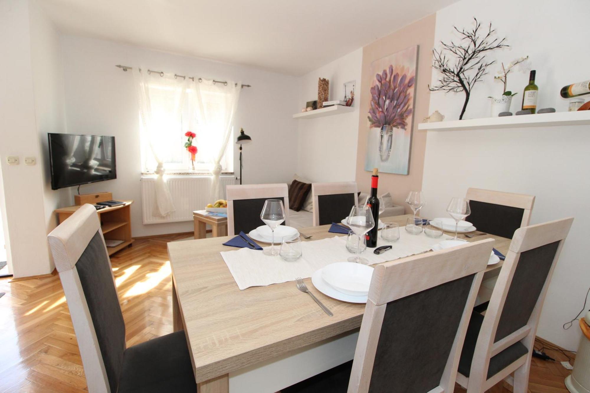 Apartmani Palma โนวาลยา ภายนอก รูปภาพ